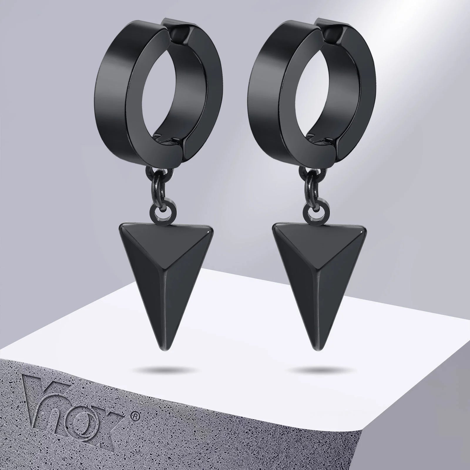 Geometric 3D Solid Triangle Ear Clips - hopjeweler